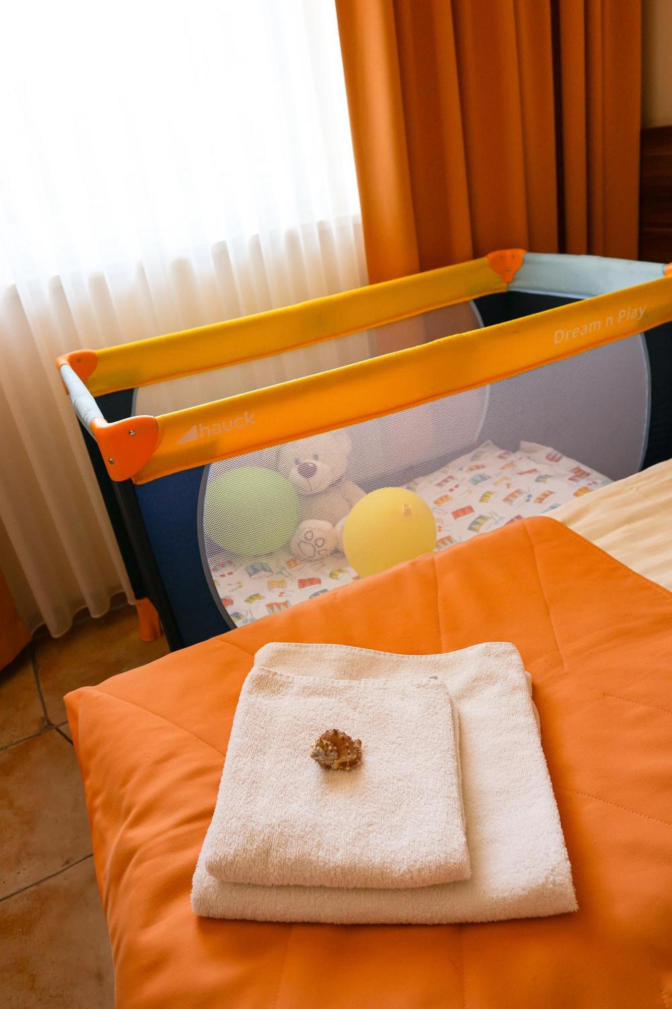 Amelia Apartamenty - Sala Zabaw, 2 Sypialnie, Garaz Podziemny Władysławowo Exteriör bild